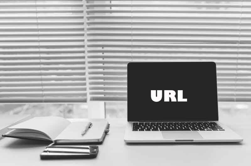 definisi url